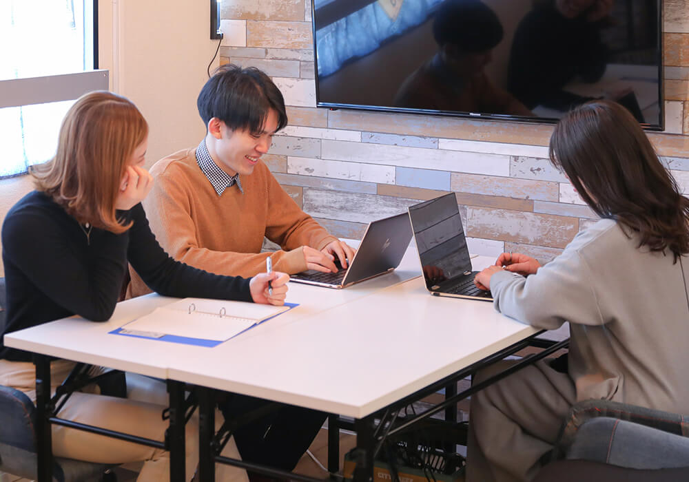 アジト。見せます。画像